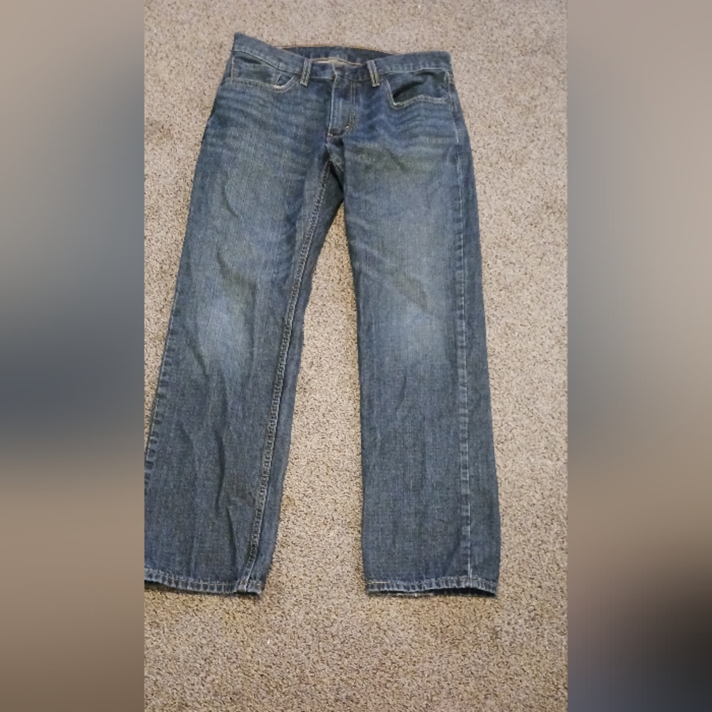****Levi's 559 Jeans Size 32 X 32